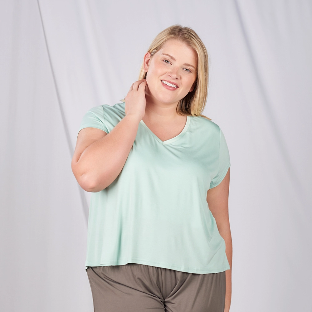 Aqua V-Neck tee large