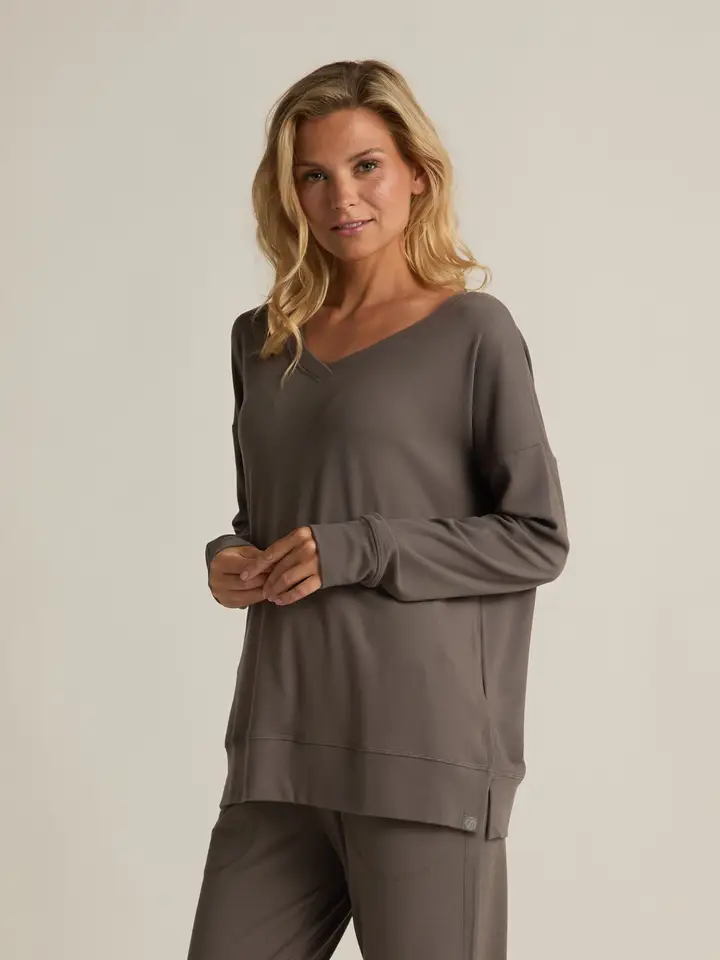 faceplant pullover gray